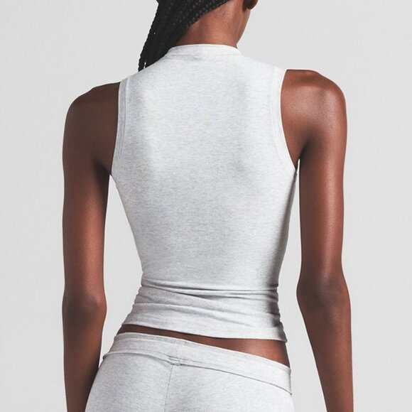 SKIMS Women's Grey Mock Neck Tank Top - Size M/L - Picture 7 of 7